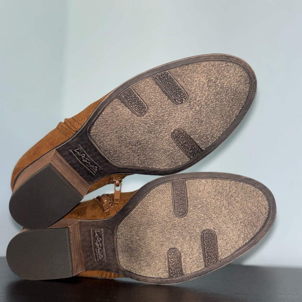 Women's Tan Ankle Boots - Picture 5 of 7